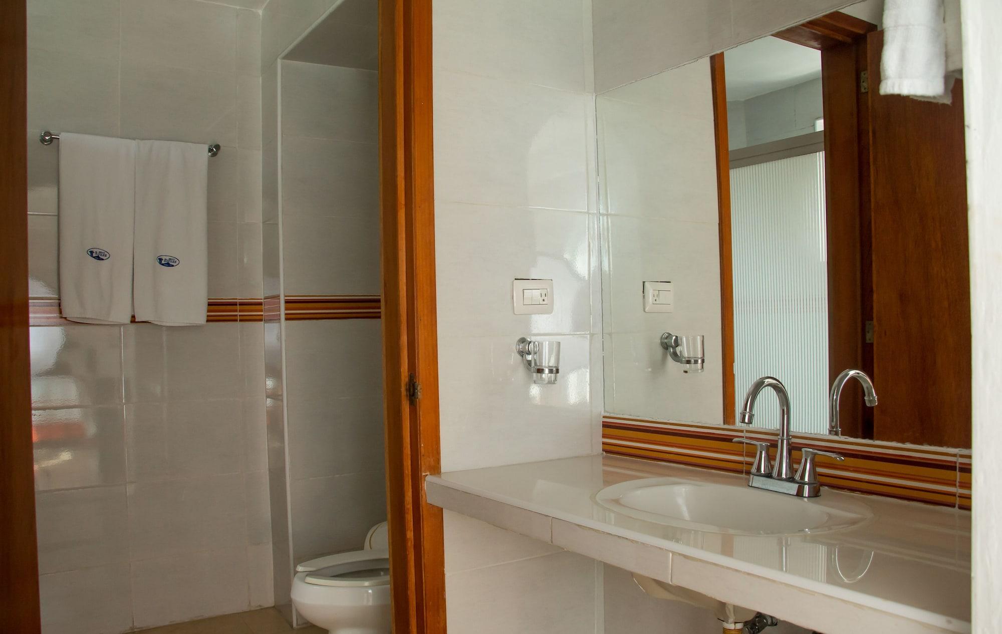 Hotel Atenas خالابا المظهر الخارجي الصورة